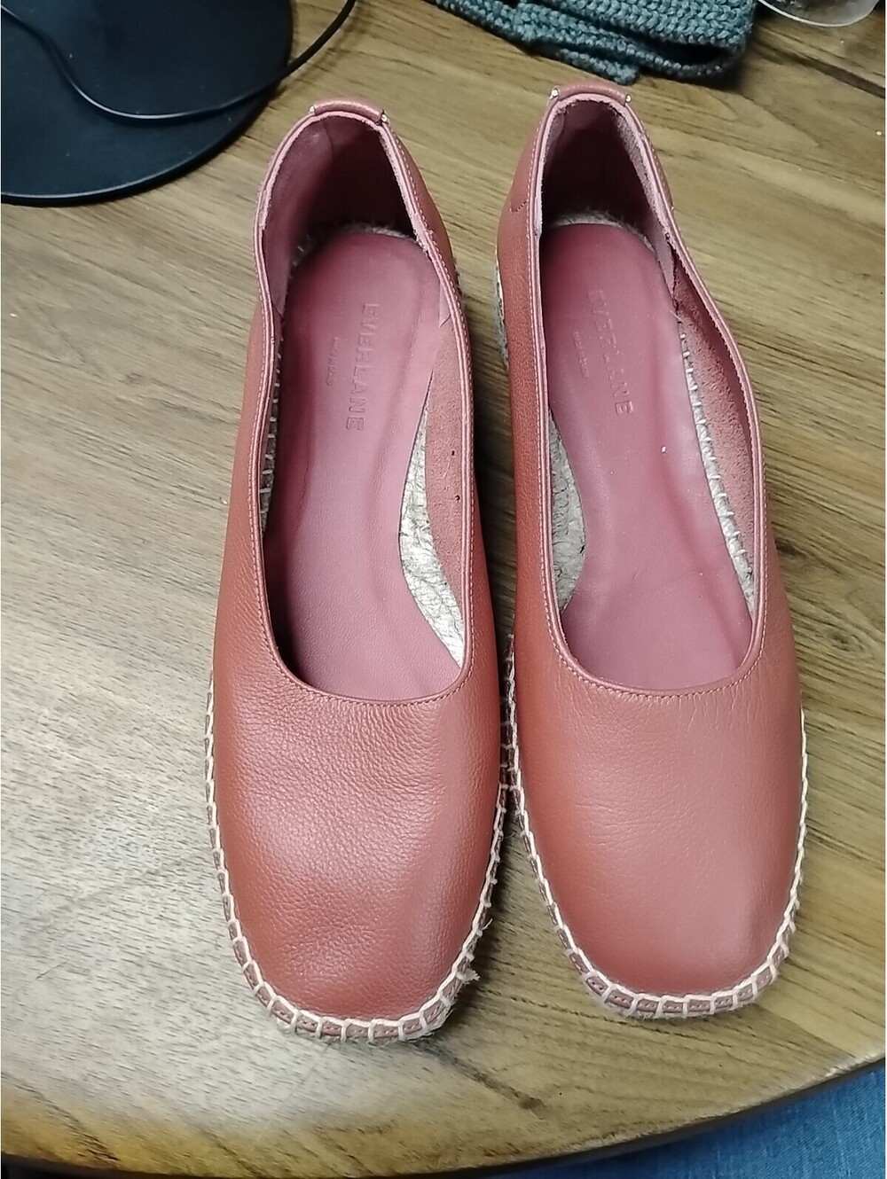 Everlane The Espadrille Womens US size 9 Coral Leather Slip On Summer Classic